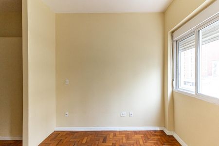Apartamento à venda com 76m², 1 quarto e sem vaga Apartamento à venda com 76m², 1 quarto e sem vagaSala