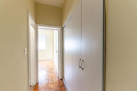 Apartamento à venda com 76m², 1 quarto e sem vaga Apartamento à venda com 76m², 1 quarto e sem vagaCorredor