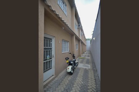 Área comum de casa para alugar com 2 quartos, 68m² em Heliópolis, Belford Roxo