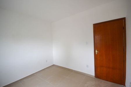 Quarto 2 de casa para alugar com 2 quartos, 68m² em Heliópolis, Belford Roxo