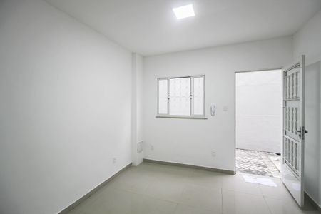Sala de casa de condomínio para alugar com 2 quartos, 68m² em Heliópolis, Belford Roxo