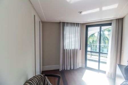 Casa de condomínio à venda com 800m², 4 quartos e 16 vagasSuíte 1