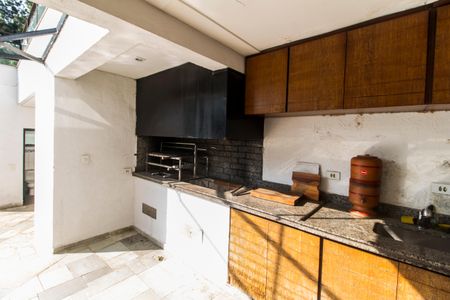 Casa de condomínio à venda com 800m², 4 quartos e 16 vagasÁrea gourmet