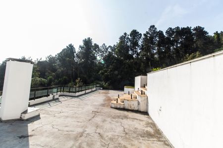 Casa de condomínio à venda com 800m², 4 quartos e 16 vagasVaranda