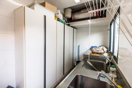 Casa de condomínio à venda com 800m², 4 quartos e 16 vagasÁrea de Serviço