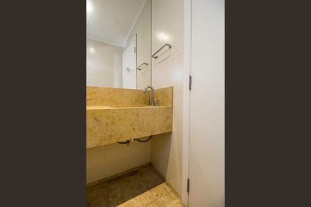 Casa de condomínio à venda com 800m², 4 quartos e 16 vagasBanheiro Suíte 2