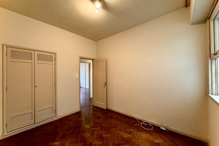 Apartamento para alugar com 131m², 3 quartos e 1 vaga Apartamento para alugar com 131m², 3 quartos e 1 vagaQuarto 3