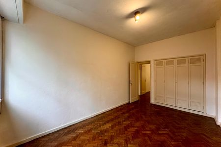 Apartamento para alugar com 131m², 3 quartos e 1 vaga Apartamento para alugar com 131m², 3 quartos e 1 vagaQuarto 2