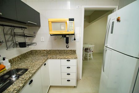 Apartamento para alugar com 79m², 2 quartos e 1 vagaCozinha