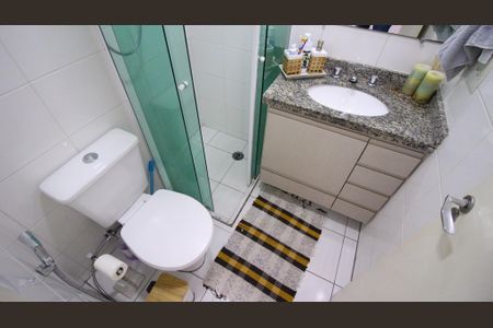Apartamento à venda com 70m², 3 quartos e 2 vagasBanheiro Social