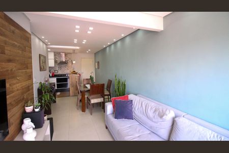 Apartamento à venda com 70m², 3 quartos e 2 vagasSala