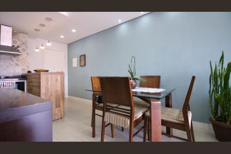 Apartamento à venda com 70m², 3 quartos e 2 vagasSala