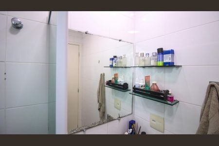 Apartamento à venda com 70m², 3 quartos e 2 vagasBanheiro da Suíte