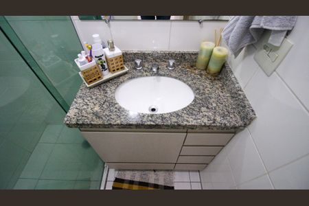 Apartamento à venda com 70m², 3 quartos e 2 vagasBanheiro Social