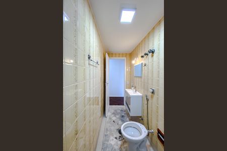 Apartamento para alugar com 75m², 2 quartos e 1 vaga Apartamento para alugar com 75m², 2 quartos e 1 vagaBanheiro