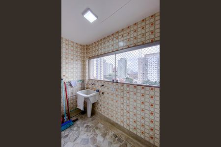 Apartamento para alugar com 75m², 2 quartos e 1 vaga Apartamento para alugar com 75m², 2 quartos e 1 vagaÁrea de Serviço