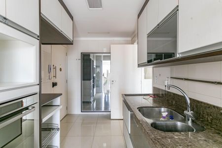 Apartamento à venda com 115m², 3 quartos e 2 vagasCozinha