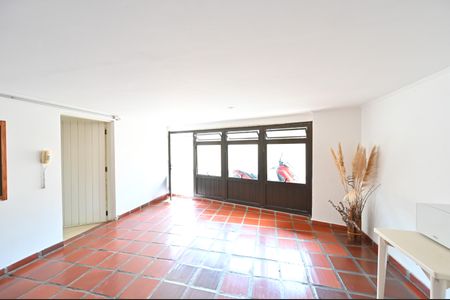 Apartamento para alugar com 42m², 2 quartos e 1 vagaÁrea comum