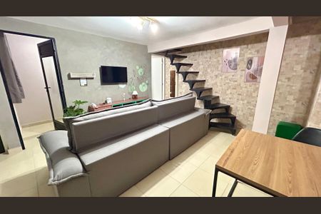 Sala de apartamento para alugar com 1 quarto, 45m² em Jardim Santa Barbara, Guarulhos