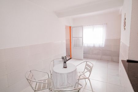 Casa para alugar com 1400m², 3 quartos e 5 vagasCopa