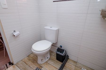 Casa para alugar com 1400m², 3 quartos e 5 vagasBanheiro da Suíte