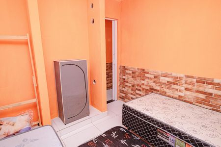 Quarto  de casa para alugar com 3 quartos, 1400m² em Guaratiba, Rio de Janeiro
