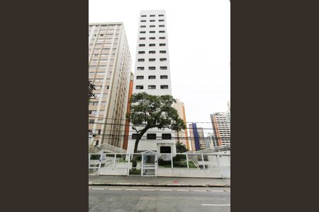 Apartamento para alugar com 120m², 3 quartos e 2 vagasFachada