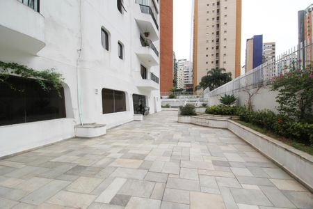 Apartamento para alugar com 120m², 3 quartos e 2 vagasÁrea comum