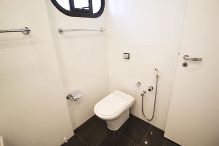 Apartamento para alugar com 120m², 3 quartos e 2 vagasBanheiro