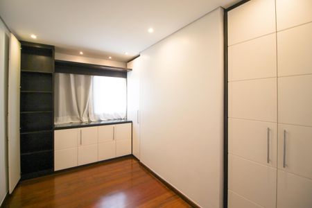 Apartamento para alugar com 120m², 3 quartos e 2 vagasQuarto 1