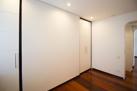 Apartamento para alugar com 120m², 3 quartos e 2 vagasQuarto 1