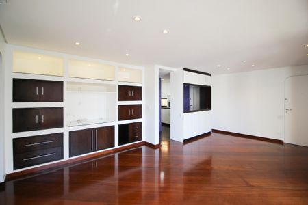 Apartamento para alugar com 120m², 3 quartos e 2 vagasSala