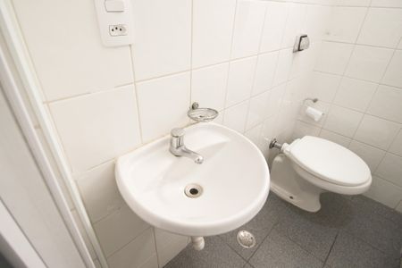 Apartamento para alugar com 120m², 3 quartos e 2 vagasBanheiro de serviço