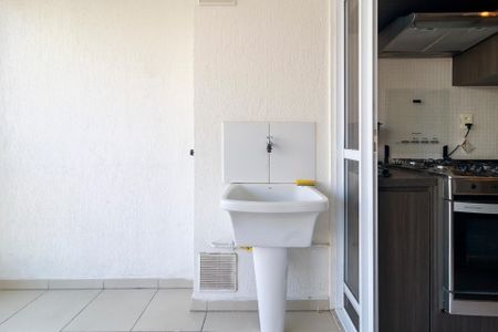 Apartamento à venda com 58m², 2 quartos e 1 vagaÁrea de Serviço