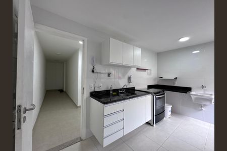 Apartamento para alugar com 80m², 2 quartos e 1 vaga Apartamento para alugar com 80m², 2 quartos e 1 vagaCozinha e Área de Serviço