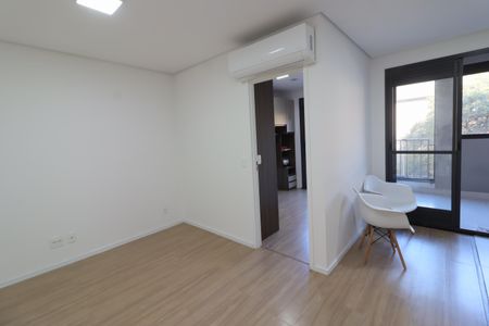 Sala de apartamento para alugar com 1 quarto, 40m² em Centro, Osasco
