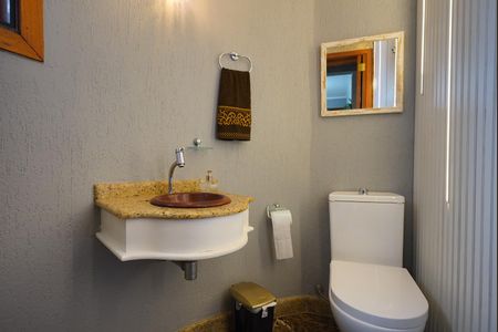 Casa à venda com 434m², 4 quartos e 3 vagasLavabo Sala