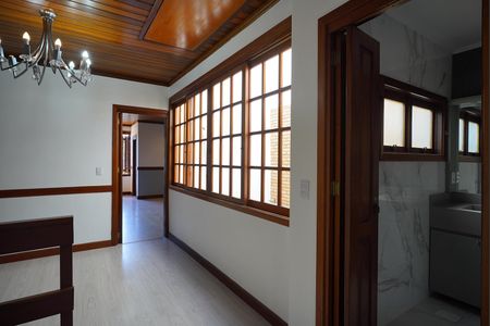 Casa à venda com 434m², 4 quartos e 3 vagasBanheiro Social