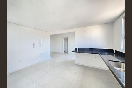 Apartamento à venda com 94m², 3 quartos e 2 vagasCozinha