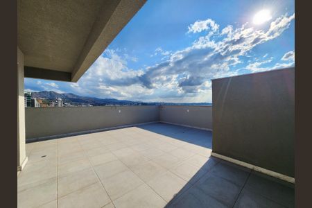 Apartamento à venda com 185m², 3 quartos e 3 vagasCobertura