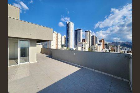 Apartamento à venda com 185m², 3 quartos e 3 vagasCobertura