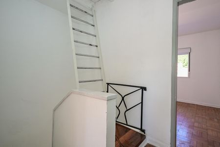 Casa à venda com 125m², 4 quartos e 2 vagasCorredor