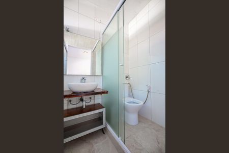 Casa à venda com 125m², 4 quartos e 2 vagasBanheiro Suíte 1