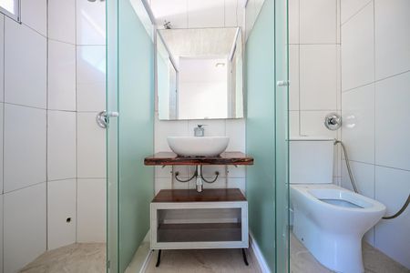 Casa à venda com 125m², 4 quartos e 2 vagasBanheiro Suíte 1