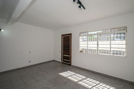 Casa à venda com 125m², 4 quartos e 2 vagasSala