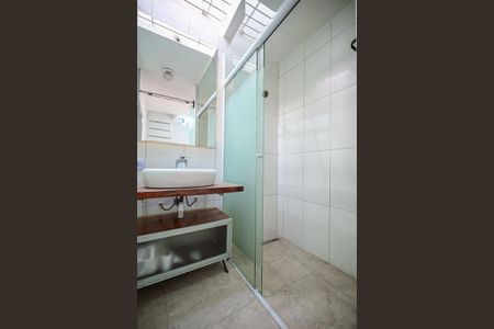 Casa à venda com 125m², 4 quartos e 2 vagasBanheiro