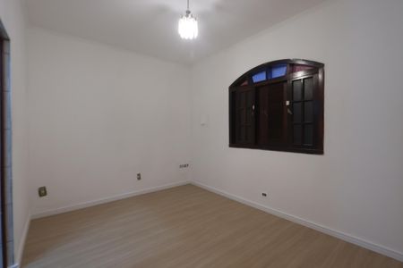 Casa para alugar com 300m², 3 quartos e 3 vagasSuíte 1