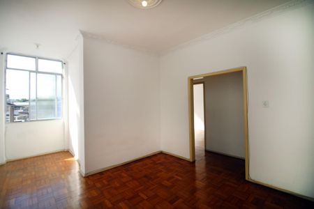 Sala de apartamento à venda com 3 quartos, 60m² em Olaria, Rio de Janeiro