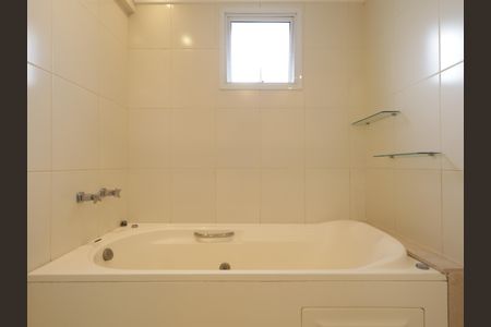 Apartamento para alugar com 201m², 4 quartos e 3 vagasBanheiro da Suíte 2