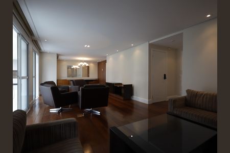 Apartamento para alugar com 201m², 4 quartos e 3 vagasSala